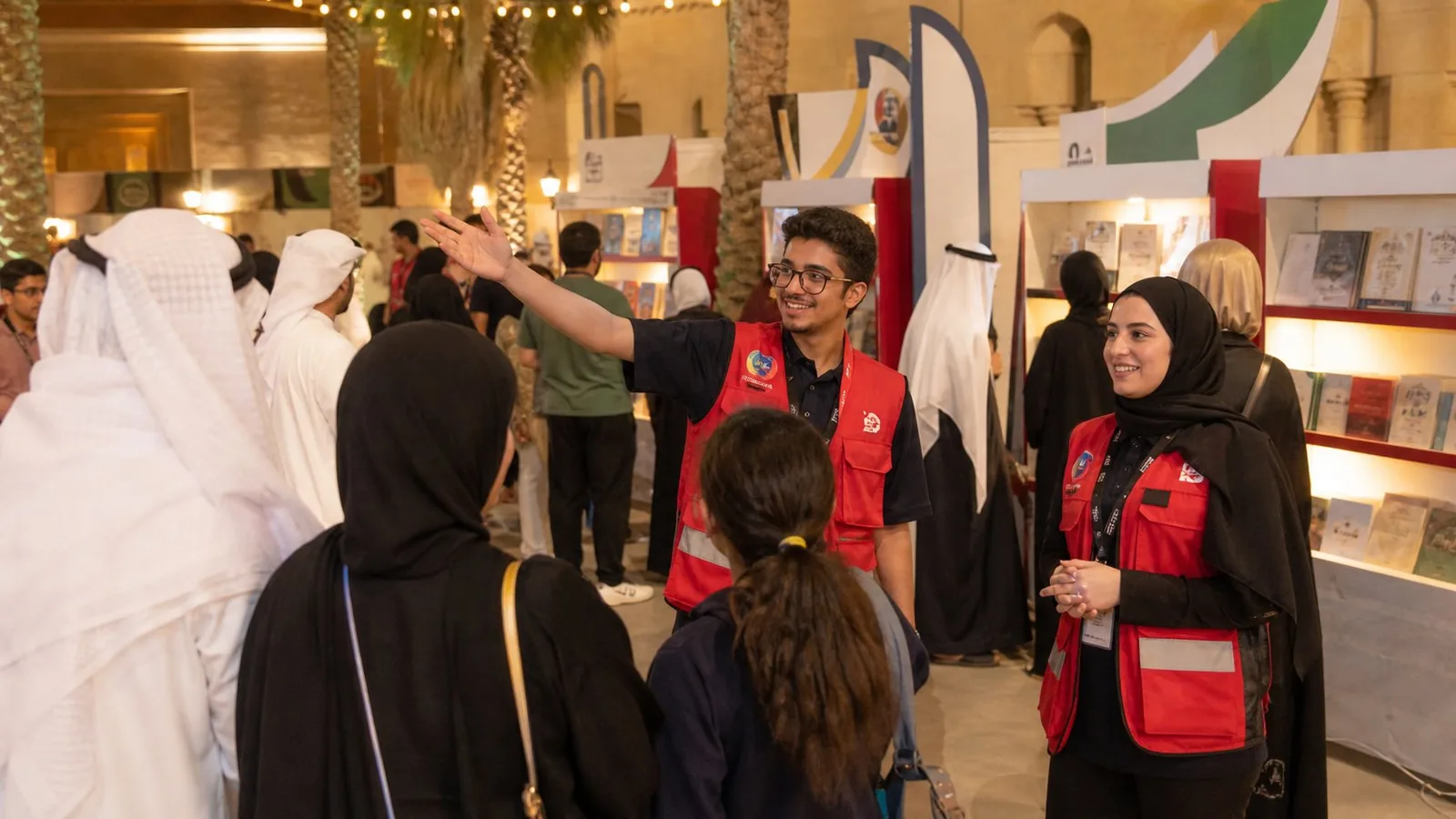 التطوع في الكويت 2026: منصة «إيادينا» والهلال الأحمر وفعال…