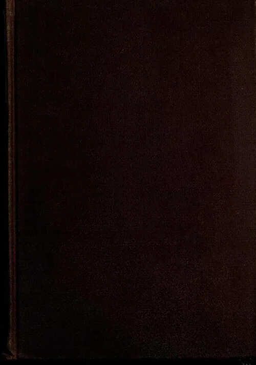مكتب خشبي، دفتر فارغ، وقلم